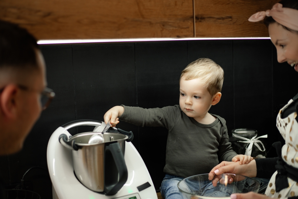 Thermomix geeignete Kochboxen - shutterstock 2283899055 thermomix kochbox